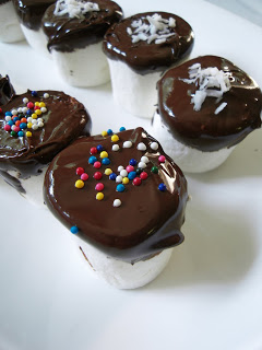 Chocolate-dipped marshmallows